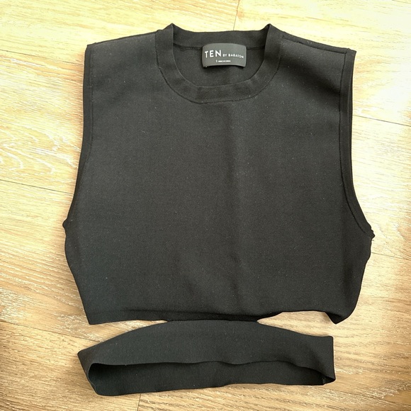 Aritzia Babaton Black Cutout Tank - Picture 1 of 2